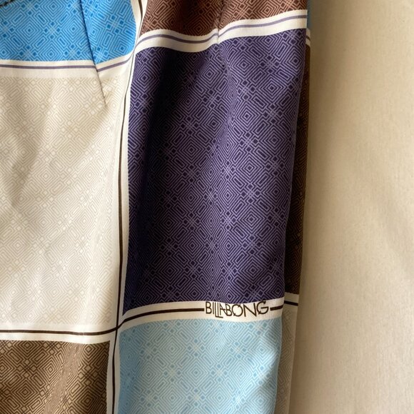 Billabong Swim Trunks Mens Size 34 Color Block Plaid Board Shorts Bathing Suit - Picture 7 of 16